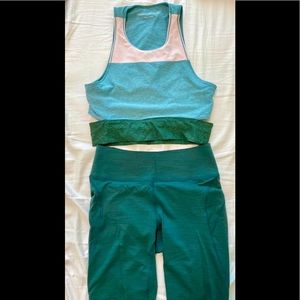 Outdoor Voices Slashback Crop Sport Bra Top Green